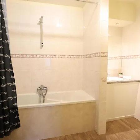 Le Gitanne Casa de Férias Sourbrodt